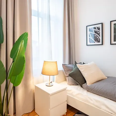 Apartment Arbio Monteurzimmer Fredersdorf Parking Included *