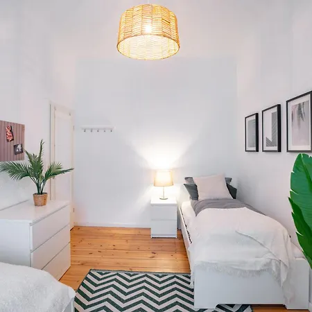Apartment Arbio Monteurzimmer Fredersdorf Parking Included