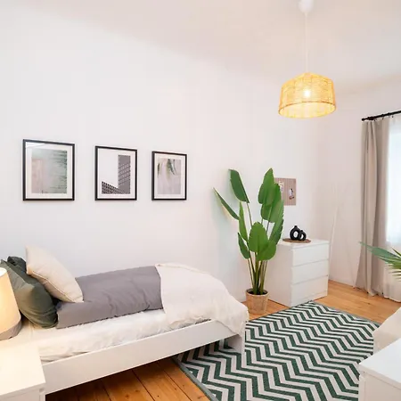 Arbio Monteurzimmer Fredersdorf Parking Included *