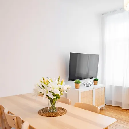 Apartment Arbio Monteurzimmer Fredersdorf Parking Included *