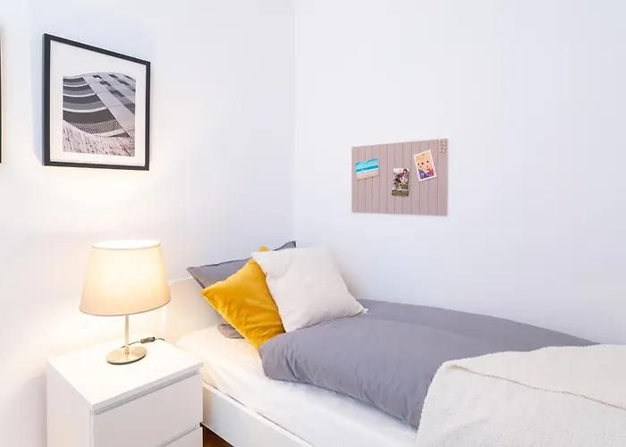 Arbio Monteurzimmer Fredersdorf Parking Included Apartamento Altlandsberg